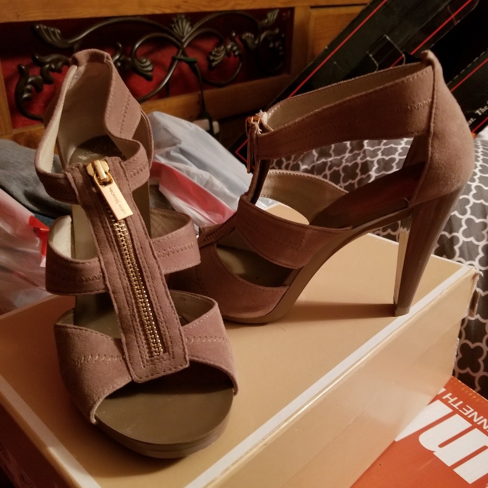 Michael kors heels